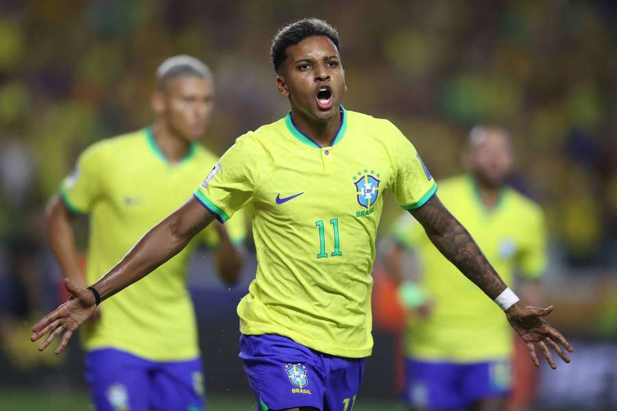 Além de Neymar, Rodrygo fez dois gols no confronto