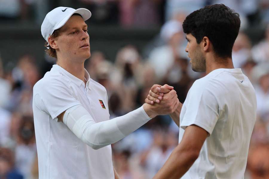 Alcaraz e Sinner decidirão terceiro Grand Slam do ano