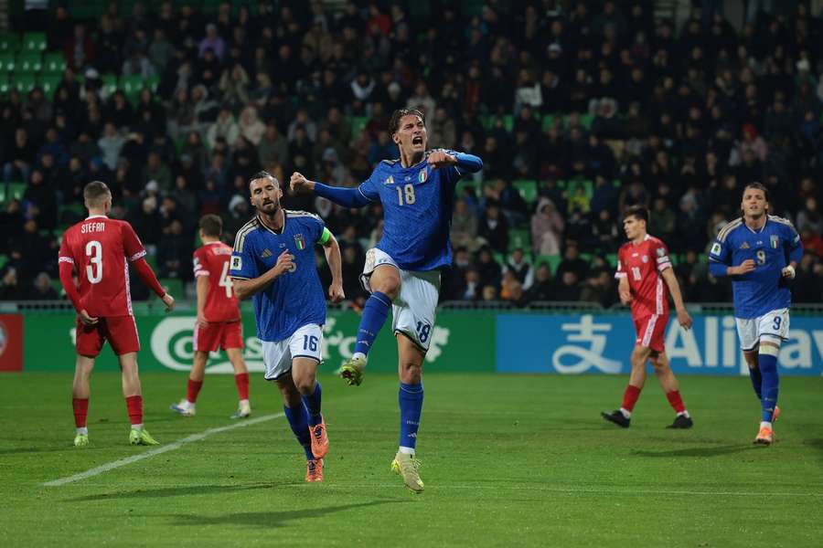 Pio Esposito of Italy celebrates