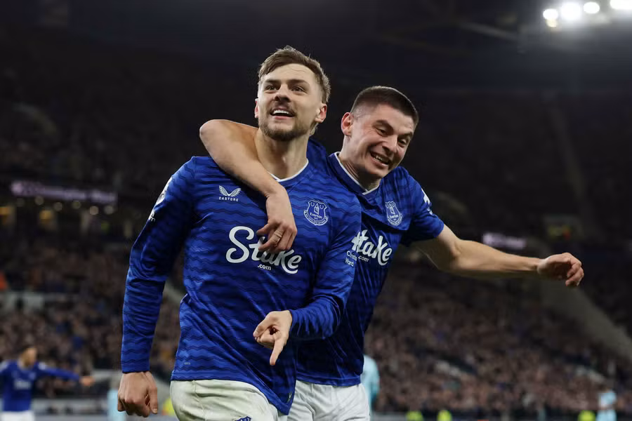 Everton's European Dream Alive After Dominant Burnley Victory