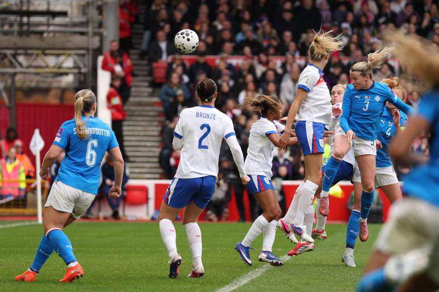 England and Iceland face off in a Women's World Cup qualifier.