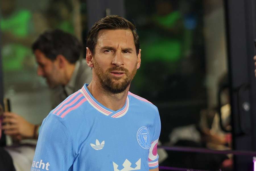 Al-Ittihand president leaves door open to Messi: He rejected €1.4 BILLION from us Al-Ittihand president leaves door open to Messi: He rejected €1.4 BILLION from us