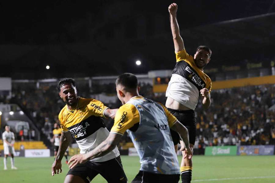 O Criciúma briga pelo acesso à Série A