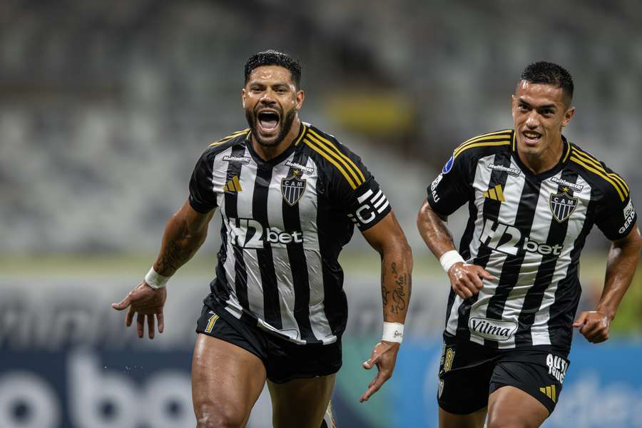 Hulk deixou o seu em cobrança de penalidade