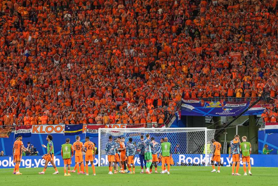 The Dutch could still win Group D