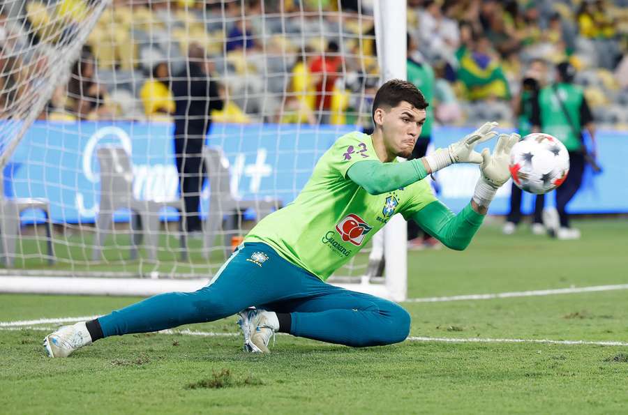 Pedro Morisco espera por uma oportunidade no gol da Seleção Brasileira Pedro Morisco espera por uma oportunidade no gol da Seleção Brasileira