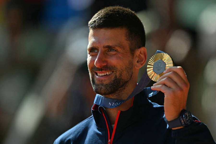 Novak Djokovič sa dočkal zlatej olympijskej medaily.