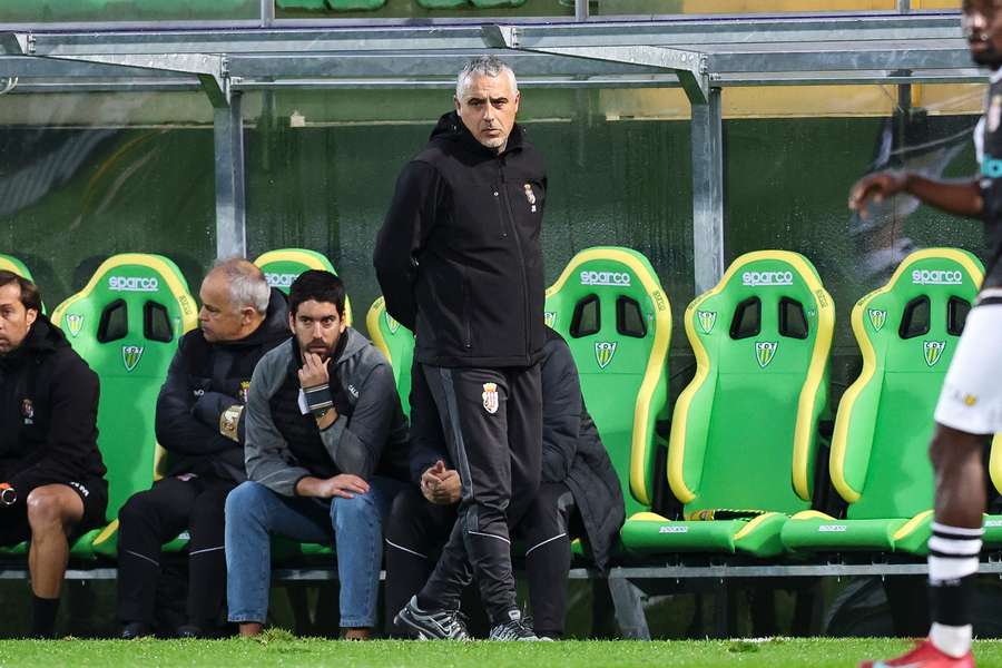 José Vala é o treinador do Caldas