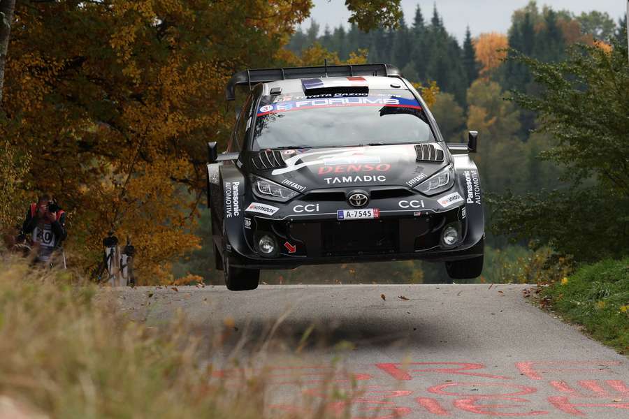 Mala jornada para Ogier