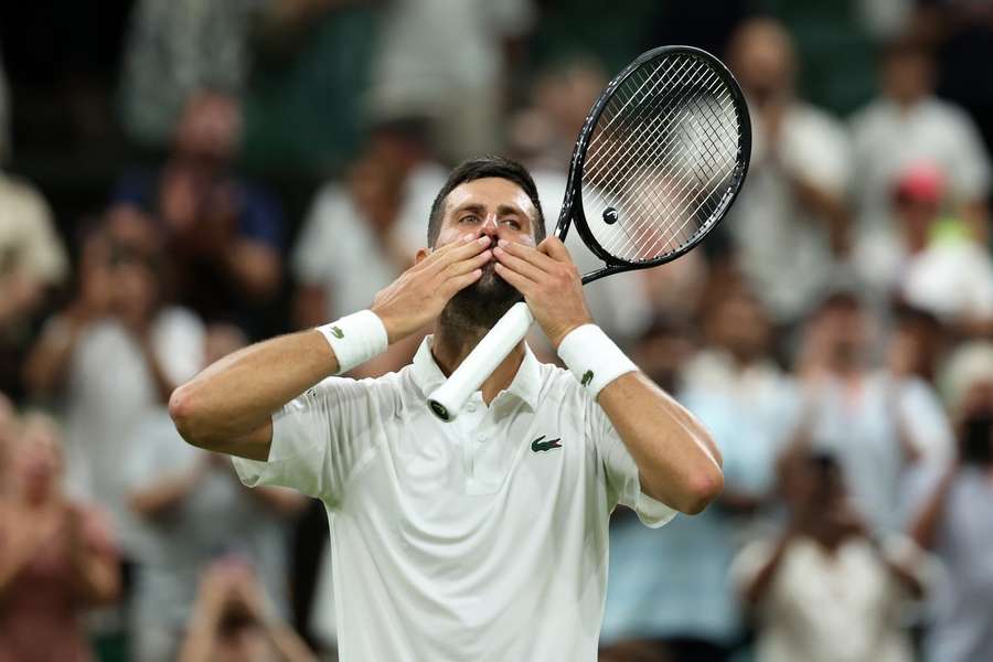Djokovic en marcha en Wimbledon en busca de la historia del Grand Slam