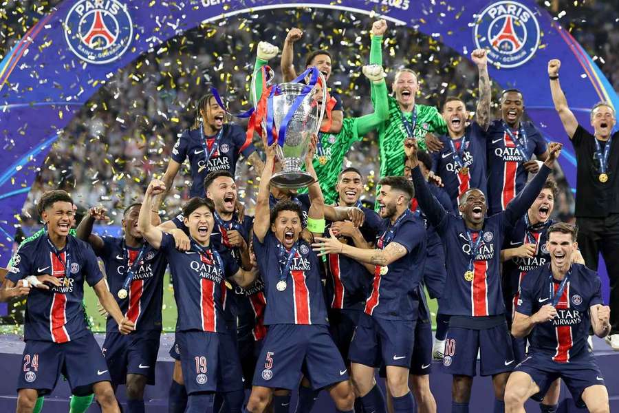 PSG celebrate against Inter