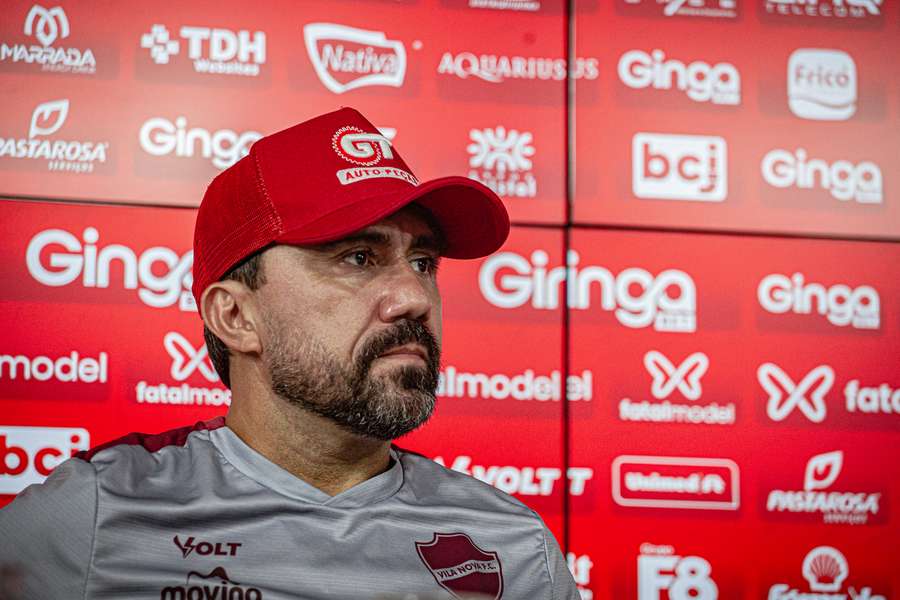 Luizinho Lopes está de volta ao Vila Nova