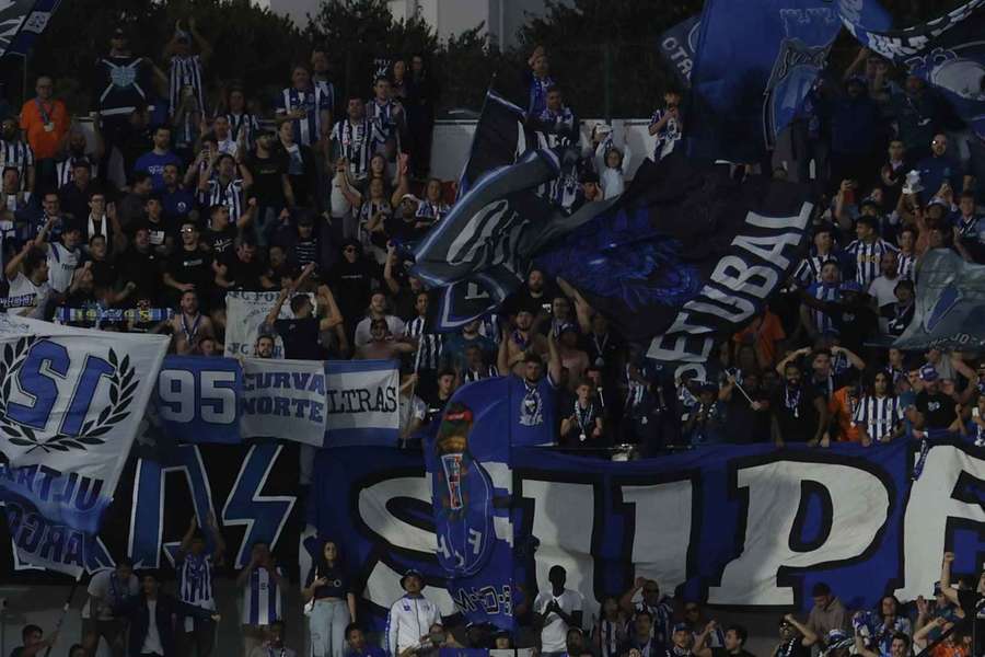 Adeptos do FC Porto descontentes com a exibição Adeptos do FC Porto descontentes com a exibição