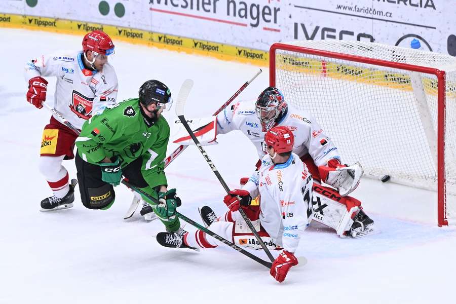 Bruslaři doma porazili Mountfield HK 2:1.