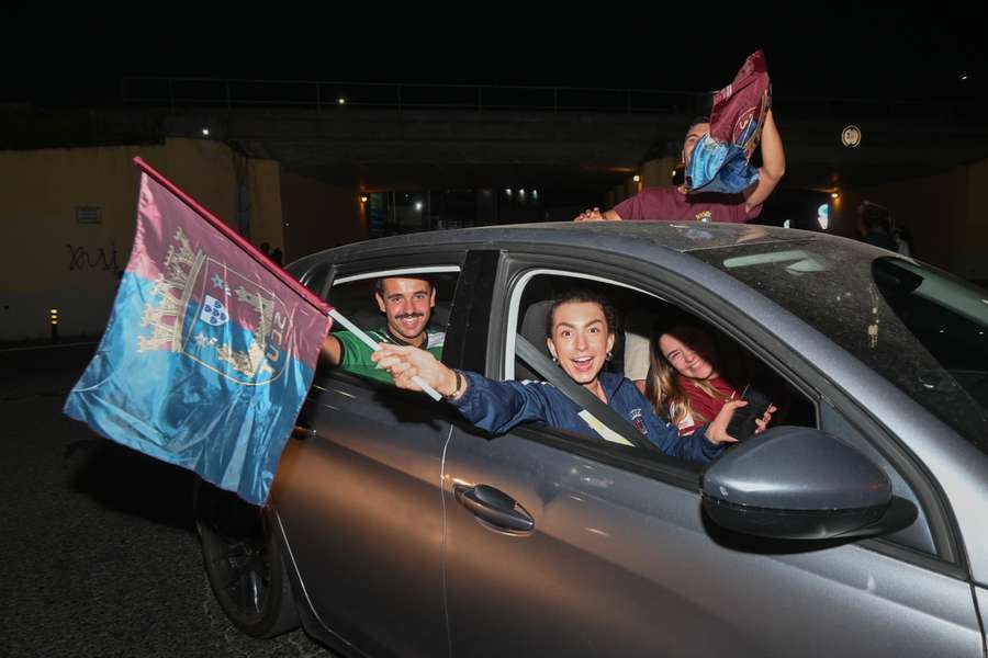 Adeptos do Torreense em festa em Torres Vedras Adeptos do Torreense em festa em Torres Vedras