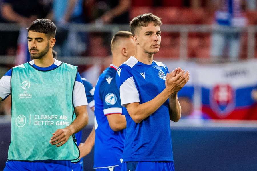 Sauer zaznamenal gól a asistenciu.