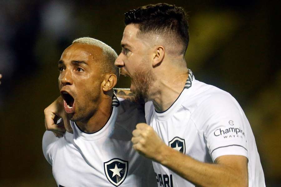 Botafogo subiu para o 5° lugar na tabela