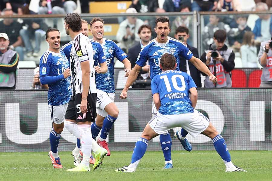 Nico Paz pečetil výhru Coma nad Juventusem 2:0.