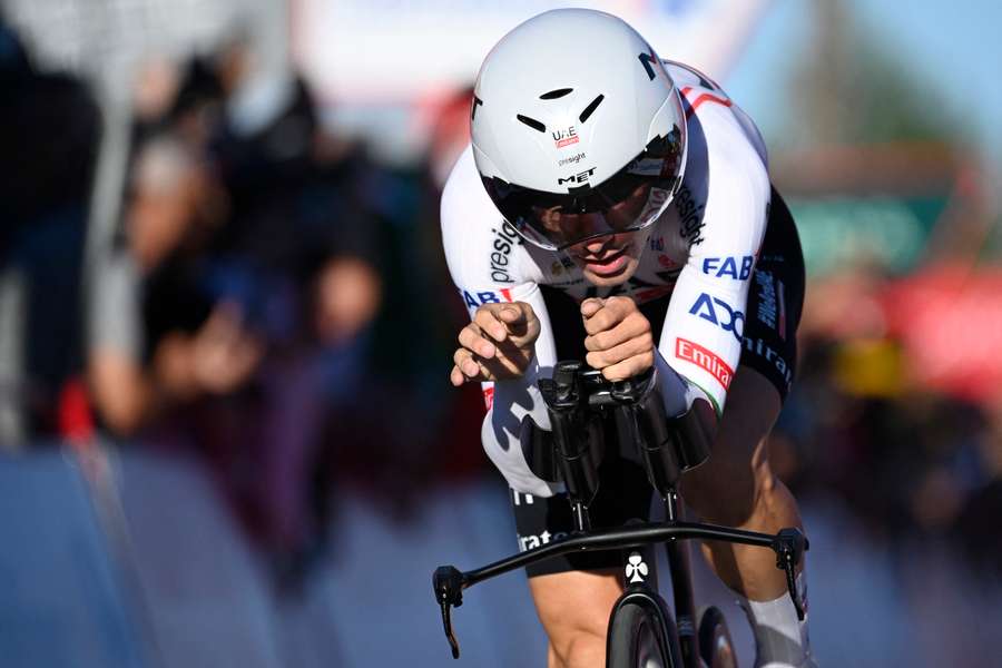 Joao Almeida se ha retirado de la Vuelta a España