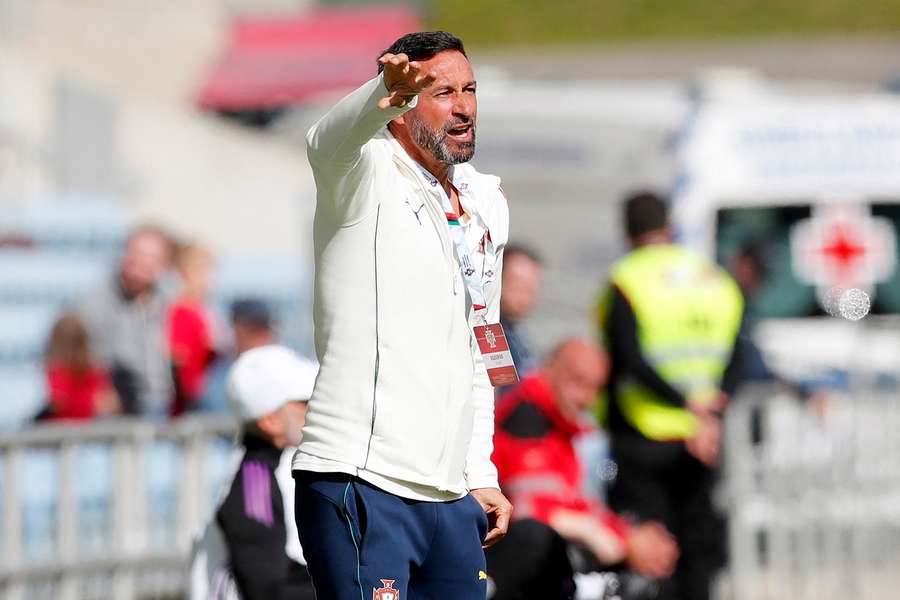 Bino Maçães, atual selecionador sub-18 de Portugal Bino Maçães, atual selecionador sub-18 de Portugal