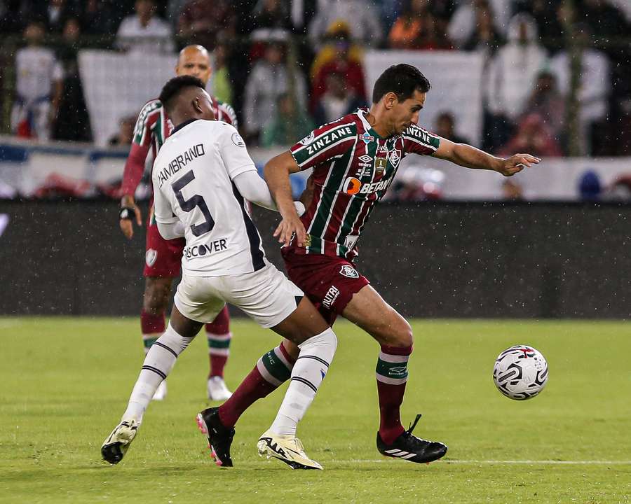 Fluminense busca título inédito da Recopa