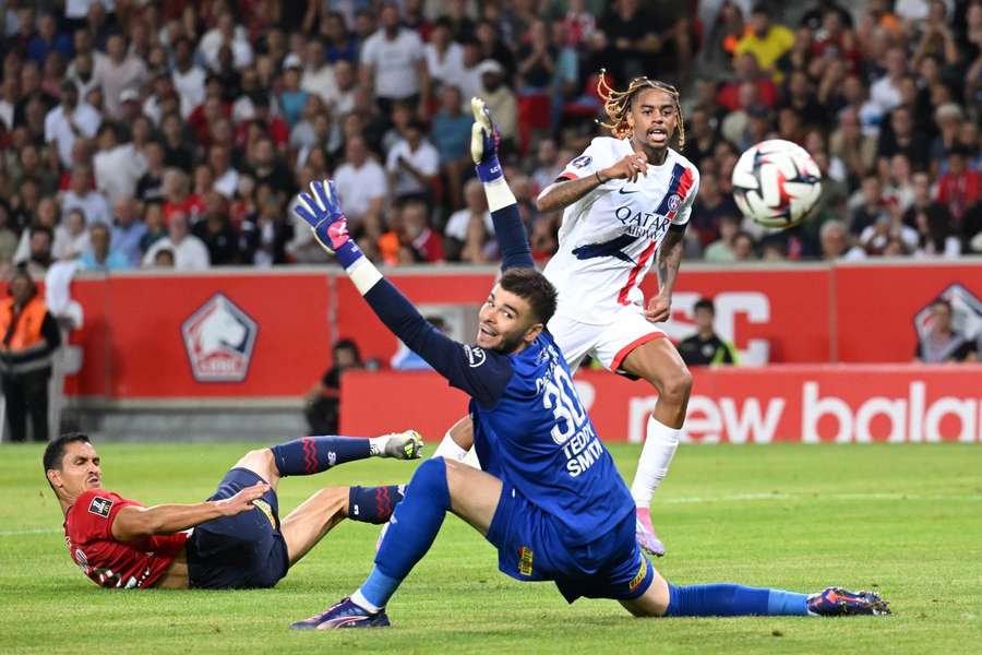 Bradley Barcola, do PSG, deixou o dele novamente