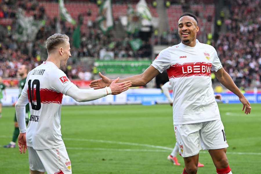 Stuttgart bat Wolfsburg et recolle à Hoffenheim à la 3e place