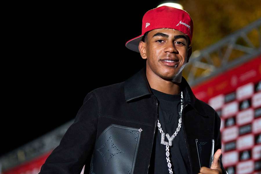 Lamine Yamal, a su llegada a Las Rozas