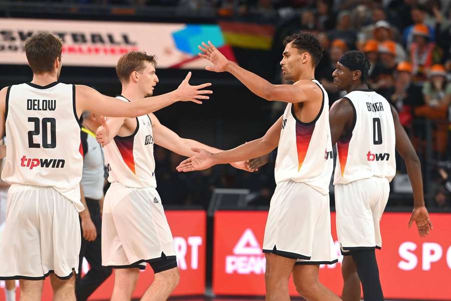 Die Deutschen müssen ohne die großen Namen zum Start der Quali auskommen. Die Deutschen müssen ohne die großen Namen zum Start der Quali auskommen.