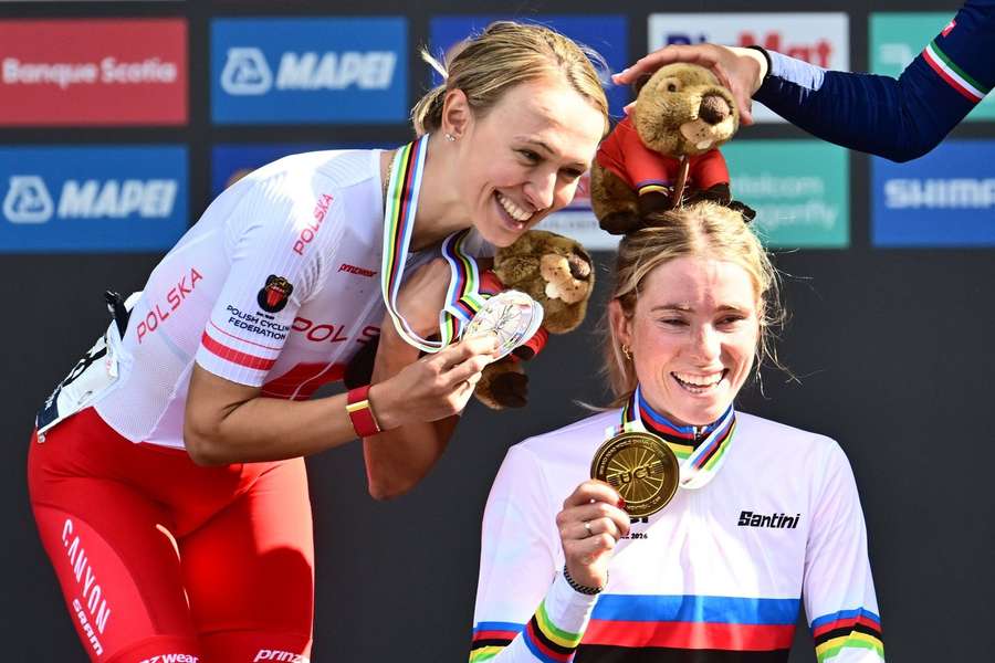 Katarzyna Niewiadoma-Phinney i Demi Vollering podczas MŚ Katarzyna Niewiadoma-Phinney i Demi Vollering podczas MŚ