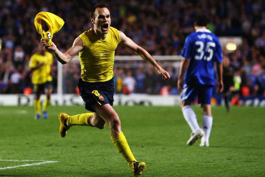 Iniesta celebra su gol en Stamford Bridge 