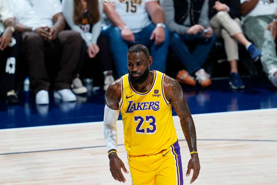 Offiziell: LeBron James geht in seine 22. Saison