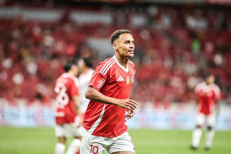 Alan Patrick é a esperança do Inter para sair da zona do rebaixamento