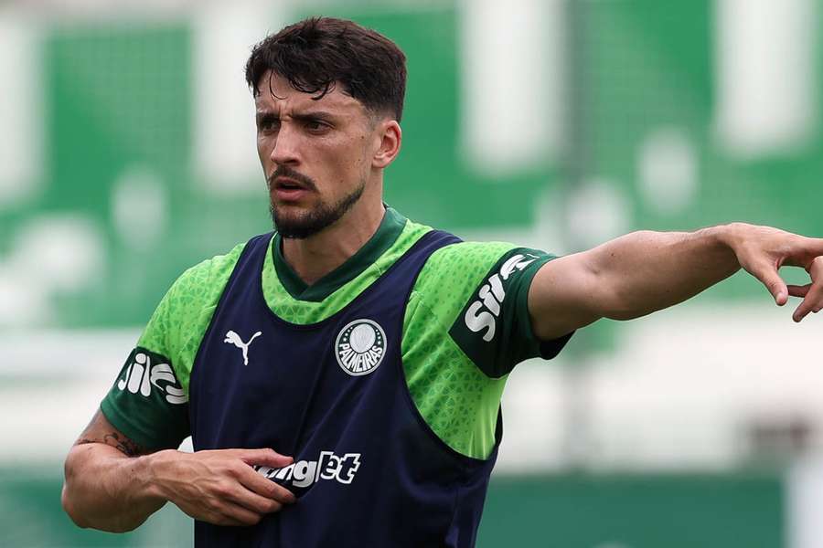 Piquerez ficou 7 meses afastado após cirurgia no joelho