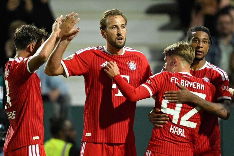 Kane lässt die Lobeshymnen sprießen
