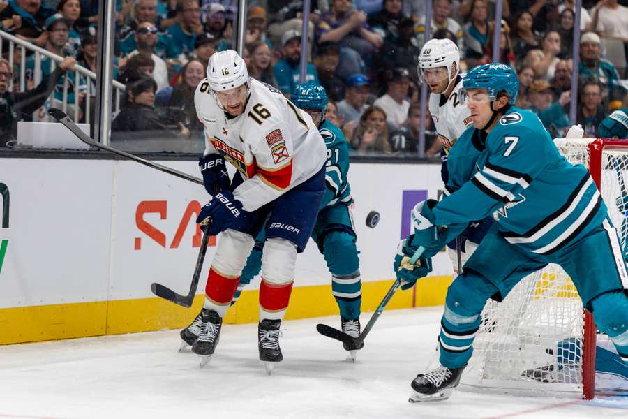 Barkov naposledy nastoupil proti San José. Barkov naposledy nastoupil proti San José.