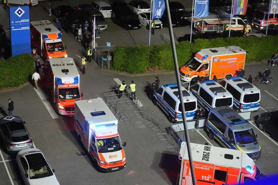 De la fiesta al lamento en Hamburgo.