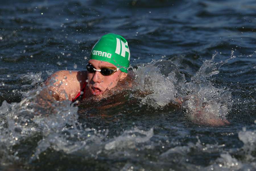 Wiffen tijdens de wedstrijd in de Seine