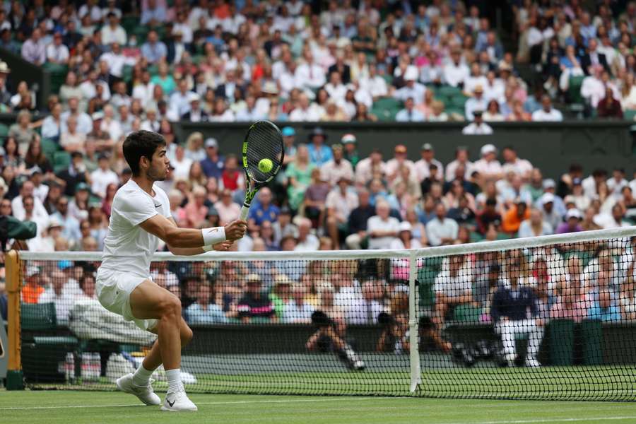 Alcaraz passou por Berrettini nas oitavas Alcaraz passou por Berrettini nas oitavas