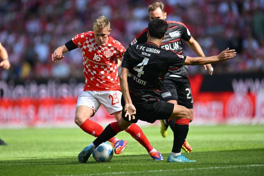 Dansk trænerduel ender uden vinder i Mainz