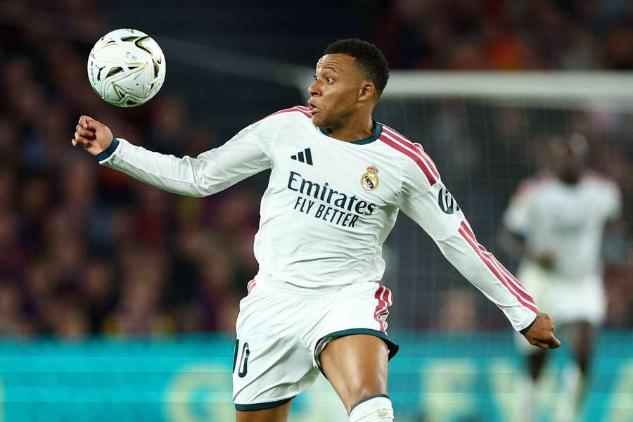 Mbappé avec le Real Madrid. Mbappé avec le Real Madrid.