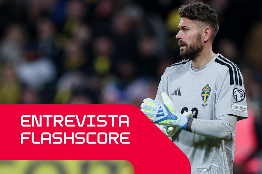 Kristoffer Nordfeldt durante a vitória da Suécia sobre a Polónia