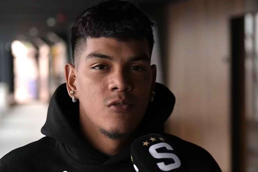 Peruánský reprezentant Joao Grimaldo posílil Spartu.