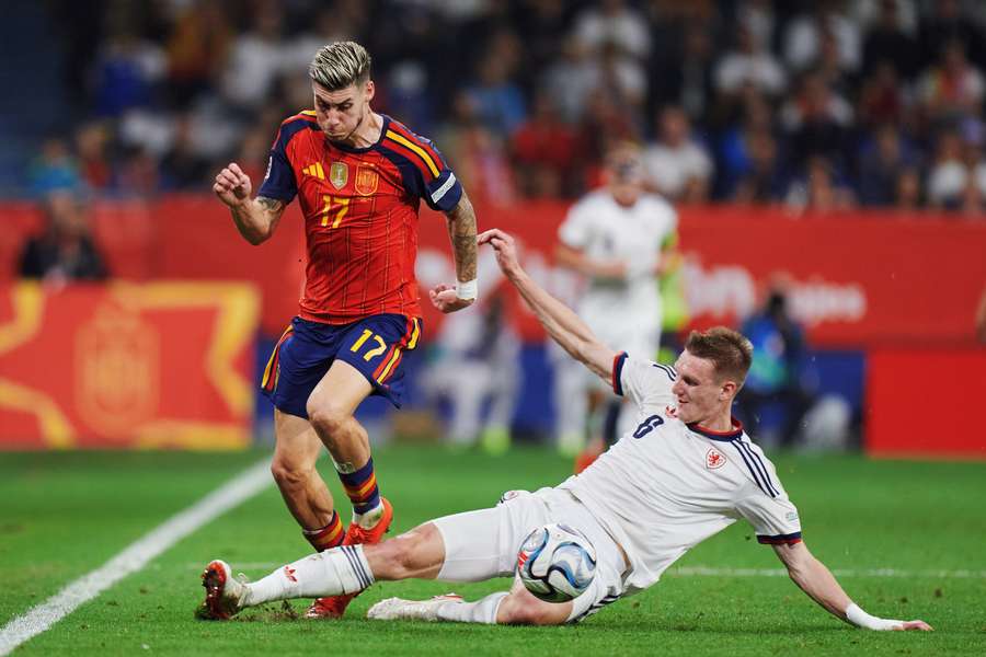 Roberto, el último debutante con la selección española absoluta al mando de De la Fuente Roberto, el último debutante con la selección española absoluta al mando de De la Fuente