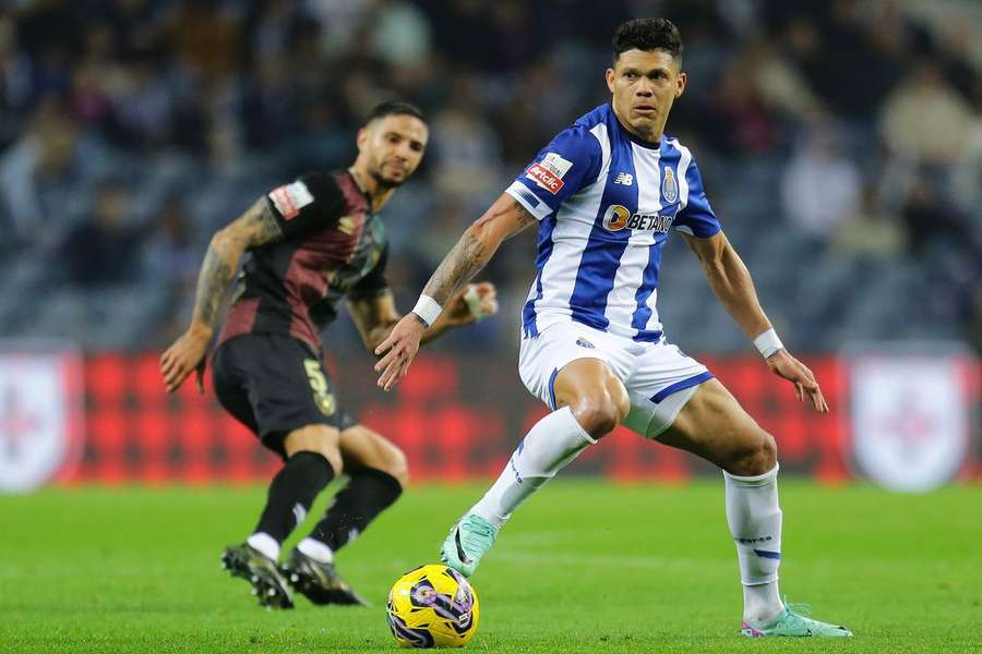 Evanilson em destaque na frente de ataque do FC Porto