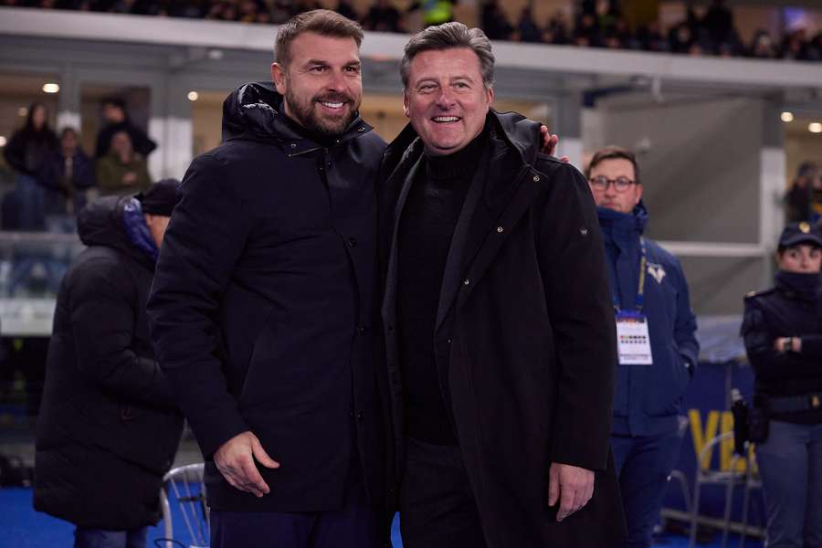 Paolo Zanetti e Kosta Runjaic si salutano prima di Verona-Udinese