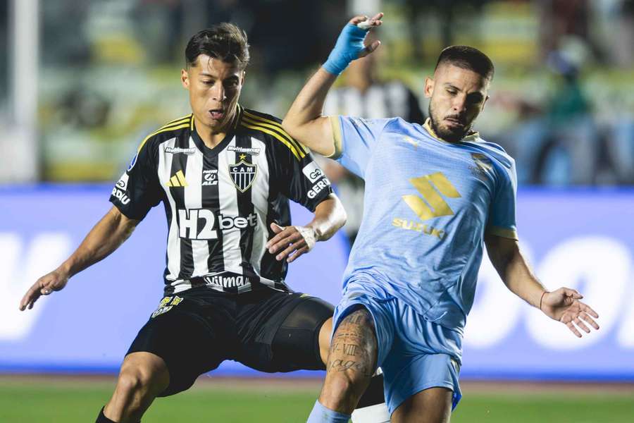 Na ida, Galo e Bolívar empataram em 2 a 2