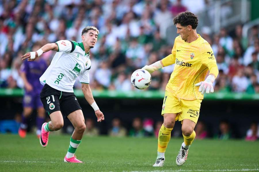 Matías Dituro ante Yassir Zabiri