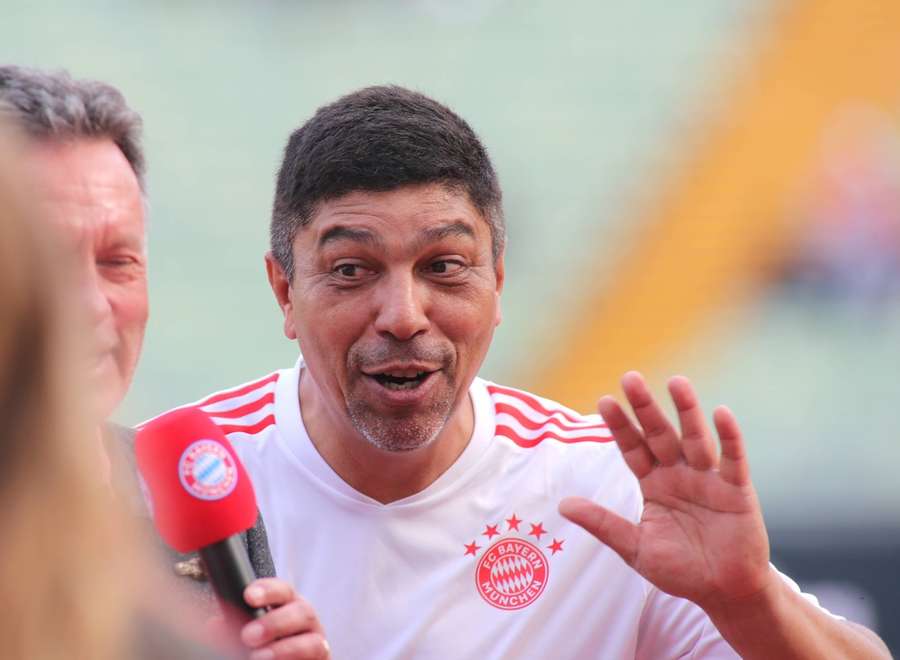 Élber pôsobí ako ambasádor Bayernu na výletoch, zápasoch a podujatiach.