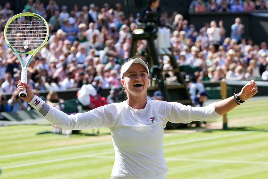 Krejčíková uspela vo finále Wimbledonu.